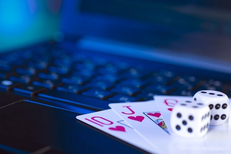 Người chơi esports tập trung theo dõi giải đấu